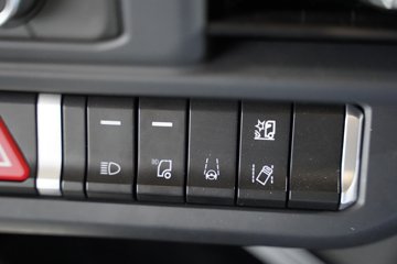 ��������(HOWO) TS 14.6L LNG 590���� 6X4 �й����� AMT�Զ��� ǣ����ͼƬ