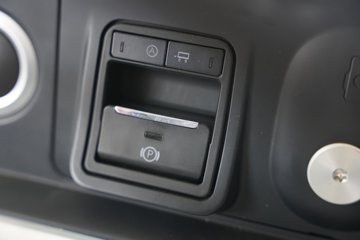 ��������(HOWO) TS 14.6L LNG 590���� 6X4 �й����� AMT�Զ��� ǣ����ͼƬ