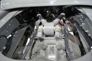 ��������(HOWO) TS 14.6L LNG 590���� 6X4 �й����� AMT�Զ��� ǣ����ͼƬ