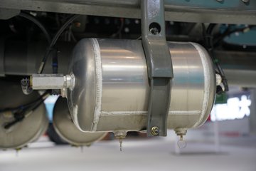 ��������(HOWO) TS 14.6L LNG 590���� 6X4 �й����� AMT�Զ��� ǣ����ͼƬ