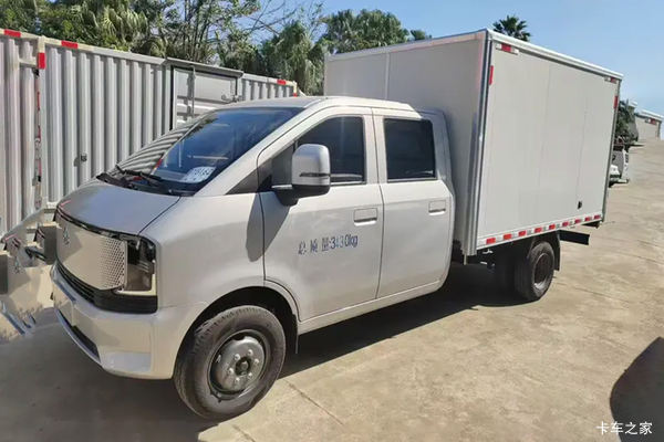 优惠0.2万 重庆市星塔载货车火热促销中