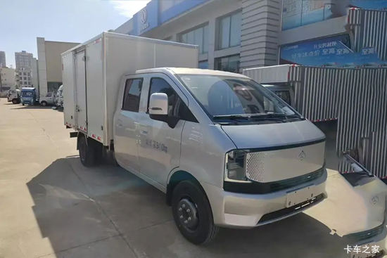 ������Խ ���� �콢�� 1.6L���� 120���� ������5�� Һɲ 3��˫����ʽ΢��