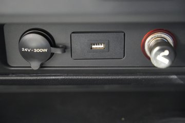 �����ƺ�H7 7.4L���� 330���� 4X2 �й�����10�� AMT�Զ��� ��ʽ�ػ���ͼƬ
