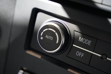 �����ƺ�H7 7.4L���� 330���� 4X2 �й�����10�� AMT�Զ��� ��ʽ�ػ���ͼƬ