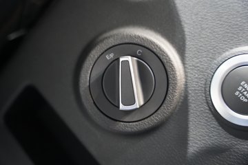 �����ƺ�H7 7.4L���� 330���� 4X2 �й�����10�� AMT�Զ��� ��ʽ�ػ���ͼƬ