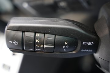 �����ƺ�H7 7.4L���� 330���� 4X2 �й�����10�� AMT�Զ��� ��ʽ�ػ���ͼƬ