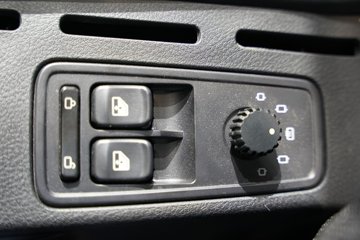 �����ƺ�H7 7.4L���� 330���� 4X2 �й�����10�� AMT�Զ��� ��ʽ�ػ���ͼƬ