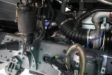 �����ƺ�H7 7.4L���� 330���� 4X2 �й�����10�� AMT�Զ��� ��ʽ�ػ���ͼƬ