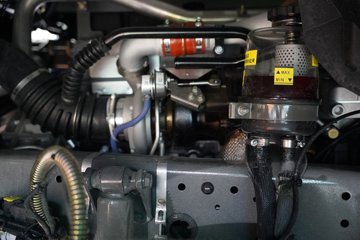 �����ƺ�H7 7.4L���� 330���� 4X2 �й�����10�� AMT�Զ��� ��ʽ�ػ���ͼƬ