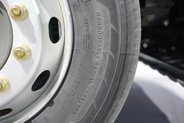 �����ƺ�H7 7.4L���� 330���� 4X2 �й�����10�� AMT�Զ��� ��ʽ�ػ���ͼƬ