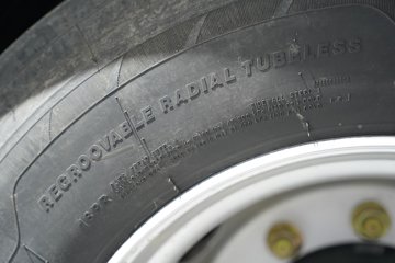 �����ƺ�H7 7.4L���� 330���� 4X2 �й�����10�� AMT�Զ��� ��ʽ�ػ���ͼƬ