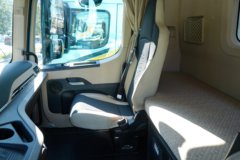 质子汽车帝江Ta 6X4 纯电动牵引车 600.92kWh 质子汽车帝江Ta 6X4 纯电动牵引车 600.92kWh