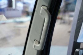 统帅&nbsp;电动载货车驾驶室图片