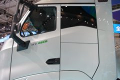 重汽黄河H7 6X4 增程式混合动力牵引车 潍柴400.43kWh