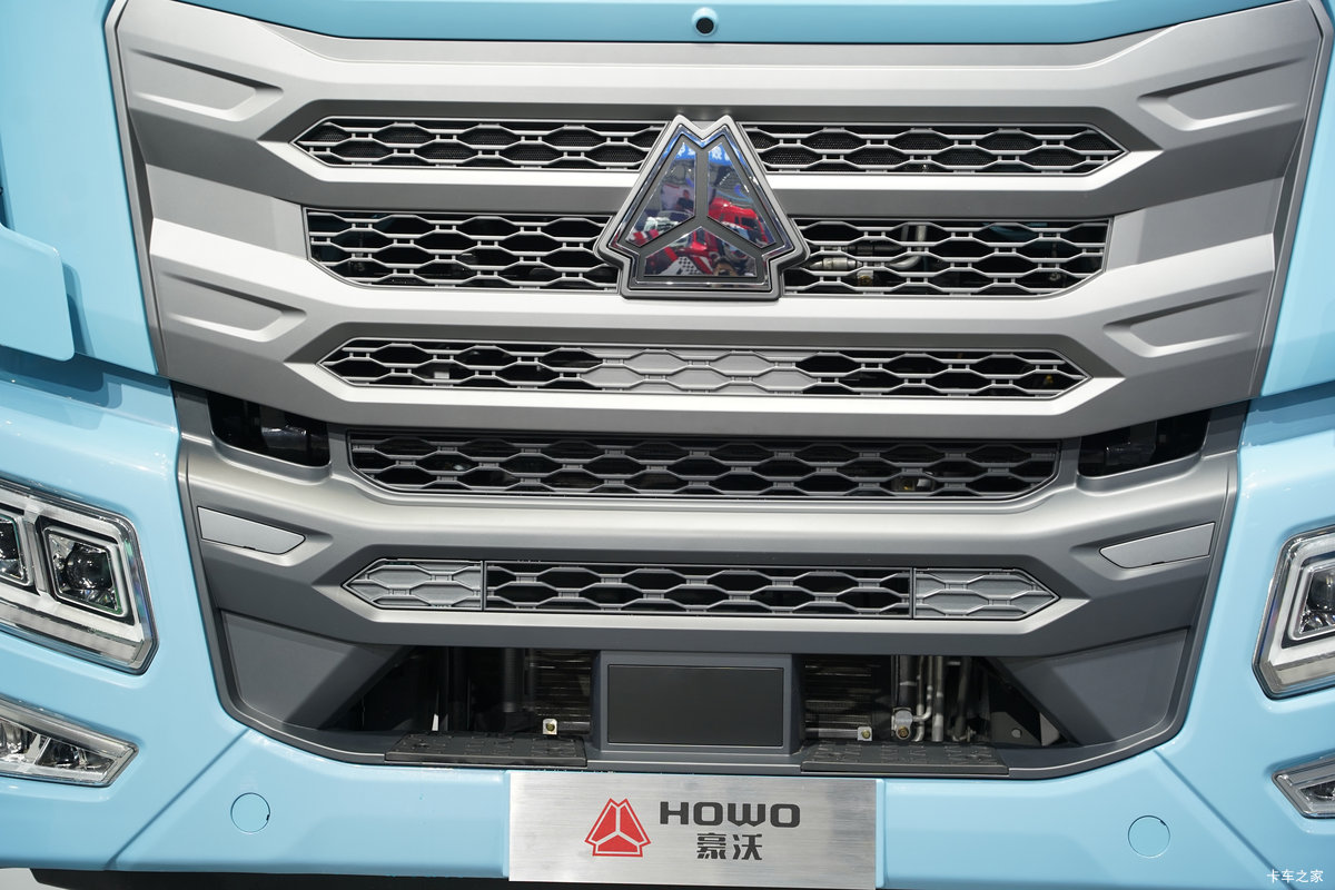 ��������(HOWO) TX-N 7.4L���� 350���� 4X2 �й�����12�� AMT�Զ��� ��դʽ�ػ������                                                