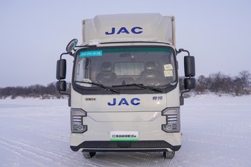 ����˧��ES6 4.15�׵��Ŵ��綯��ʽ�Ῠ ����ʱ��100.46kWhͼƬ