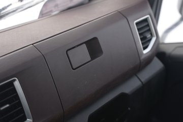 ����˧��ES6 4.15�׵��Ŵ��綯��ʽ�Ῠ ����ʱ��100.46kWhͼƬ