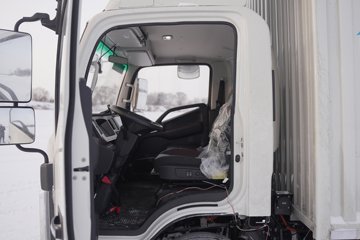 ����˧��ES6 4.15�׵��Ŵ��綯��ʽ�Ῠ ����ʱ��100.46kWhͼƬ