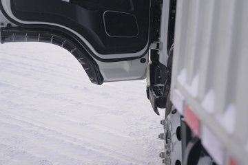 ����˧��ES6 4.15�׵��Ŵ��綯��ʽ�Ῠ ����ʱ��100.46kWhͼƬ