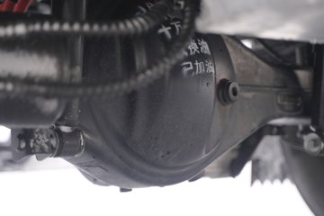 ����˧��ES6 4.15�׵��Ŵ��綯��ʽ�Ῠ ����ʱ��100.46kWhͼƬ