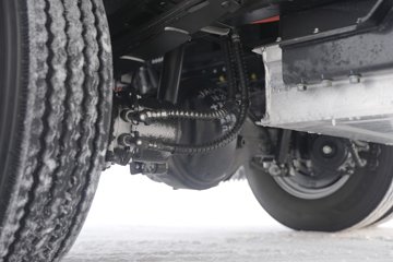 ����˧��ES6 4.15�׵��Ŵ��綯��ʽ�Ῠ ����ʱ��100.46kWhͼƬ