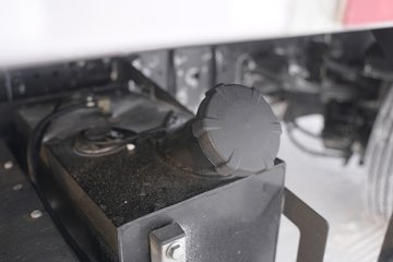 ����˧��ES6 4.15�׵��Ŵ��綯��ʽ�Ῠ ����ʱ��100.46kWhͼƬ