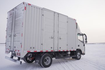 ����˧��ES6 4.15�׵��Ŵ��綯��ʽ�Ῠ ����ʱ��100.46kWhͼƬ