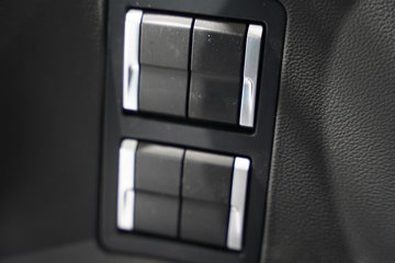 �����ǵ¿�C7M 6X4 ���綯ǣ���� ����ʱ��600kWhͼƬ