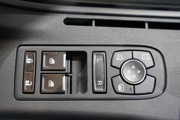 �����ǵ¿�C7M 6X4 ���綯ǣ���� ����ʱ��600kWhͼƬ