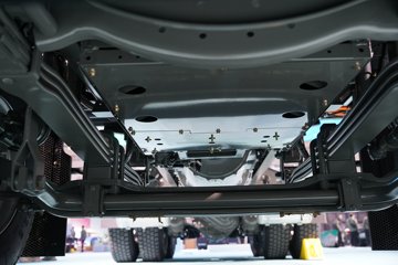 �����ǵ¿�C7M 6X4 ���綯ǣ���� ����ʱ��600kWhͼƬ