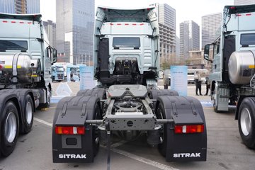 C7M&nbsp;牵引车外观                                                图片