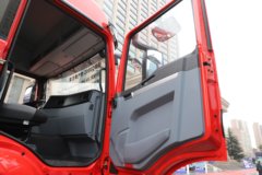 陕汽德御Q300S 全能版 14.8L LNG 540马力 6X4 法士特12档 牵引车 陕汽德御Q300S 全能版 14.8L LNG 540马力 6X4 法士特12档 牵引车