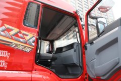 陕汽德御Q300S 全能版 14.8L LNG 540马力 6X4 法士特12档 牵引车 陕汽德御Q300S 全能版 14.8L LNG 540马力 6X4 法士特12档 牵引车