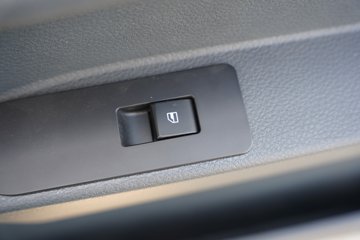 ����HOWO�Ῠ ���Ǻ���H3 2L LNG/CNG 150���� ������6�� 4.15�׵��������ῨͼƬ