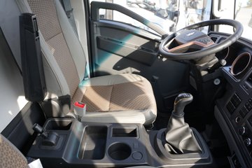 ����HOWO�Ῠ ���Ǻ���H3 2L LNG/CNG 150���� ������6�� 4.15�׵��������ῨͼƬ