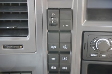 ����HOWO�Ῠ ���Ǻ���H3 2L LNG/CNG 150���� ������6�� 4.15�׵��������ῨͼƬ