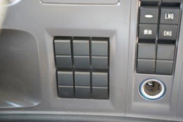 ����HOWO�Ῠ ���Ǻ���H3 2L LNG/CNG 150���� ������6�� 4.15�׵��������ῨͼƬ