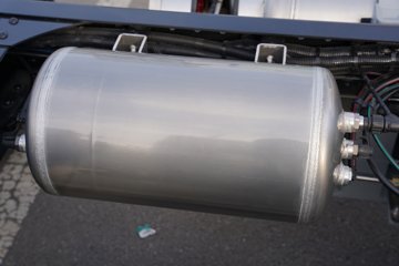 ����HOWO�Ῠ ���Ǻ���H3 2L LNG/CNG 150���� ������6�� 4.15�׵��������ῨͼƬ