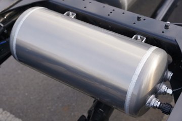 ����HOWO�Ῠ ���Ǻ���H3 2L LNG/CNG 150���� ������6�� 4.15�׵��������ῨͼƬ