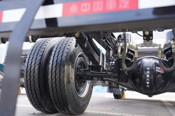 ����HOWO�Ῠ ���Ǻ���H3 2L LNG/CNG 150���� ������6�� 4.15�׵��������ῨͼƬ