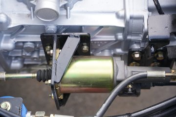 ����HOWO�Ῠ ���Ǻ���H3 2L LNG/CNG 150���� ������6�� 4.15�׵��������ῨͼƬ