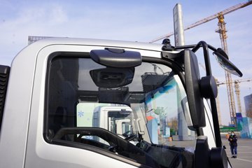 ����HOWO�Ῠ ���Ǻ��� 2.4L���� 165���� ������8�� 4.15�׵��������ῨͼƬ