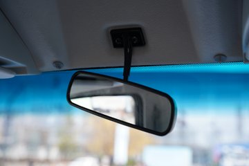 ����HOWO�Ῠ ���Ǻ��� 2.4L���� 165���� ������8�� 4.15�׵��������ῨͼƬ