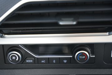 ����HOWO�Ῠ ���Ǻ��� 2.4L���� 165���� ������8�� 4.15�׵��������ῨͼƬ