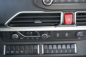 ����HOWO�Ῠ ���Ǻ��� 2.4L���� 165���� ������8�� 4.15�׵��������ῨͼƬ