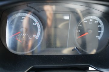 ����HOWO�Ῠ ���Ǻ��� 2.4L���� 165���� ������8�� 4.15�׵��������ῨͼƬ