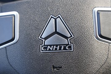 ����HOWO�Ῠ ���Ǻ��� 2.4L���� 165���� ������8�� 4.15�׵��������ῨͼƬ