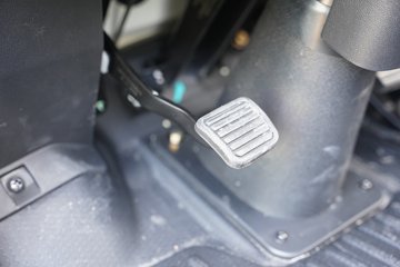 ����HOWO�Ῠ ���Ǻ��� 2.4L���� 165���� ������8�� 4.15�׵��������ῨͼƬ