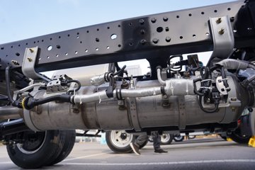 ����HOWO�Ῠ ���Ǻ��� 2.4L���� 165���� ������8�� 4.15�׵��������ῨͼƬ