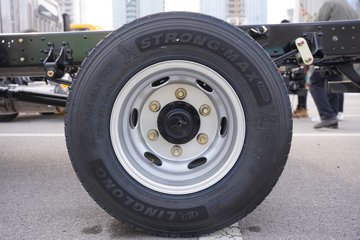 ����HOWO�Ῠ ���Ǻ��� 2.4L���� 165���� ������8�� 4.15�׵��������ῨͼƬ